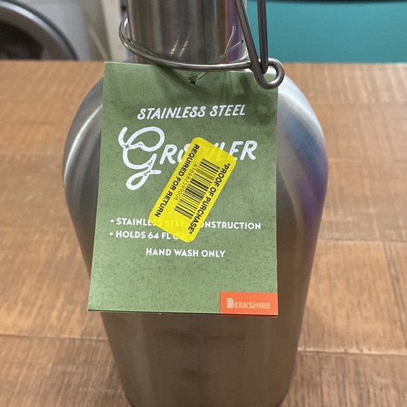 Stainless Steel Growler - Picture 2 of 3